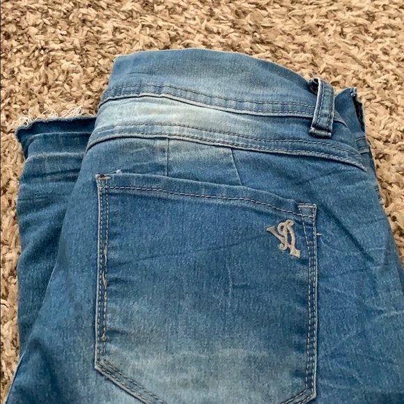 Jeans - Picture 4 of 4